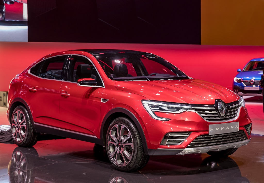Modelem Arkana se Renault zařadí do exkluzivního klubu automobilek, které nabízejí SUV se splývavou zádí