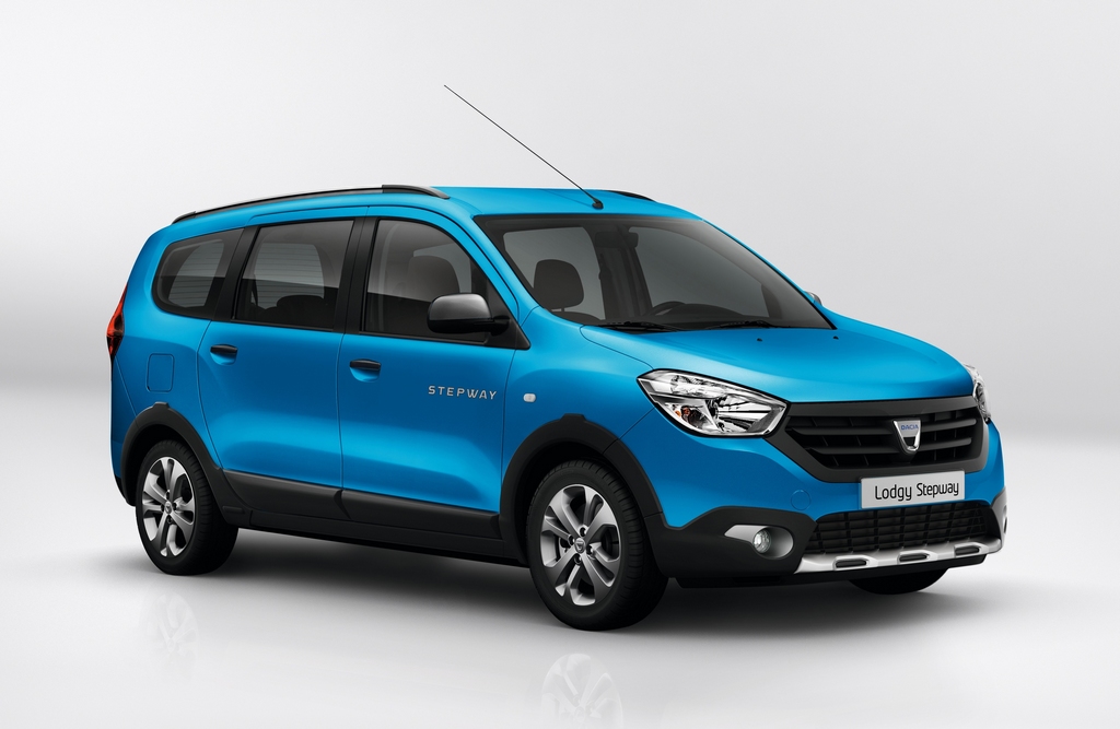 Rodinnému MPV Lodgy soubor plastových doplňků karoserie nesmírně prospívá