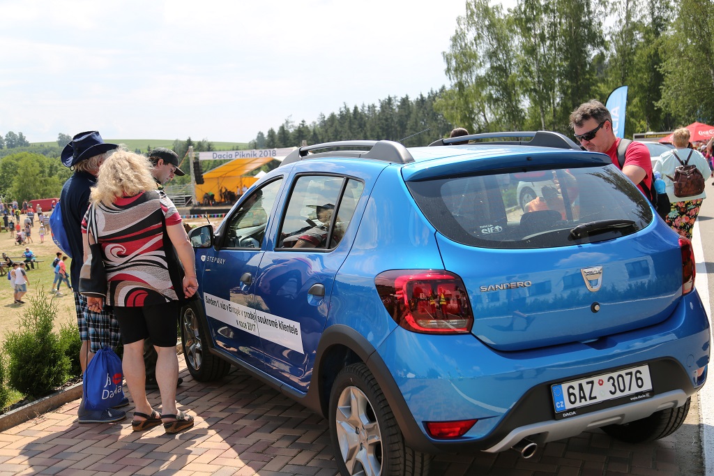 Letošní Dacia Piknik navštívilo rekordní množství účastníků Letošní Dacia Piknik navštívilo rekordní množství účastníků