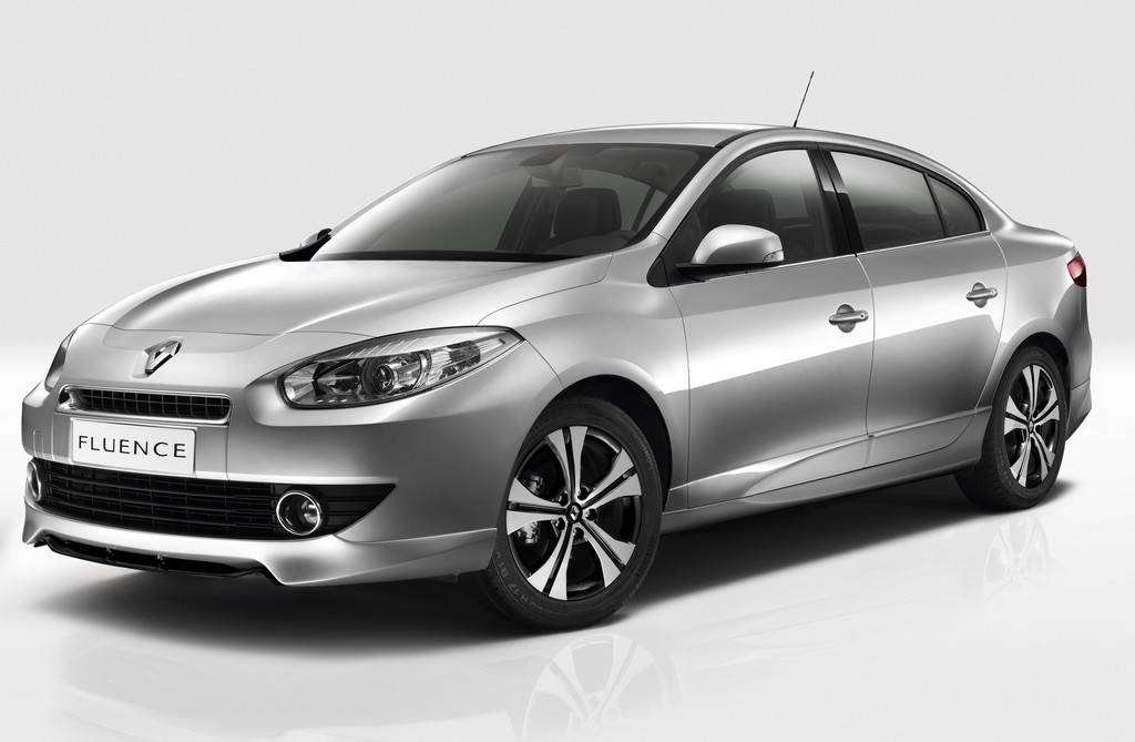 Řada Fluence byla obohacena o novou, mimořádně bohatě vybavenou verzi Black Edition Řada Fluence byla obohacena o novou, mimořádně bohatě vybavenou verzi Black Edition