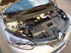 Turbodiesel o objemu 1,6 l a výkonu 96 kW zajišťuje Grand Scenicu slušnou, ale nikoliv oslnivou dynamiku.