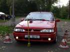 Renault 19 při jízdě zručnosti