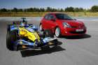 Renault Sport rád zdůrazňoval, že kromě hot-hatchů vyrábí i formulové vozy