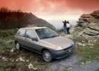 Renault Clio - elegantní vůz pro romantické výlety do divoké přírody... (1990)