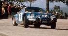 Alpine A 110 v typickém přetáčivém smyku na trati Portugalské rally v roce 1973