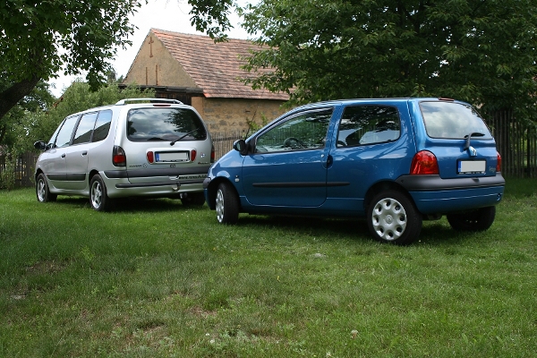 Eman s Pipinem po pravidelné nedělní koupeli:-)